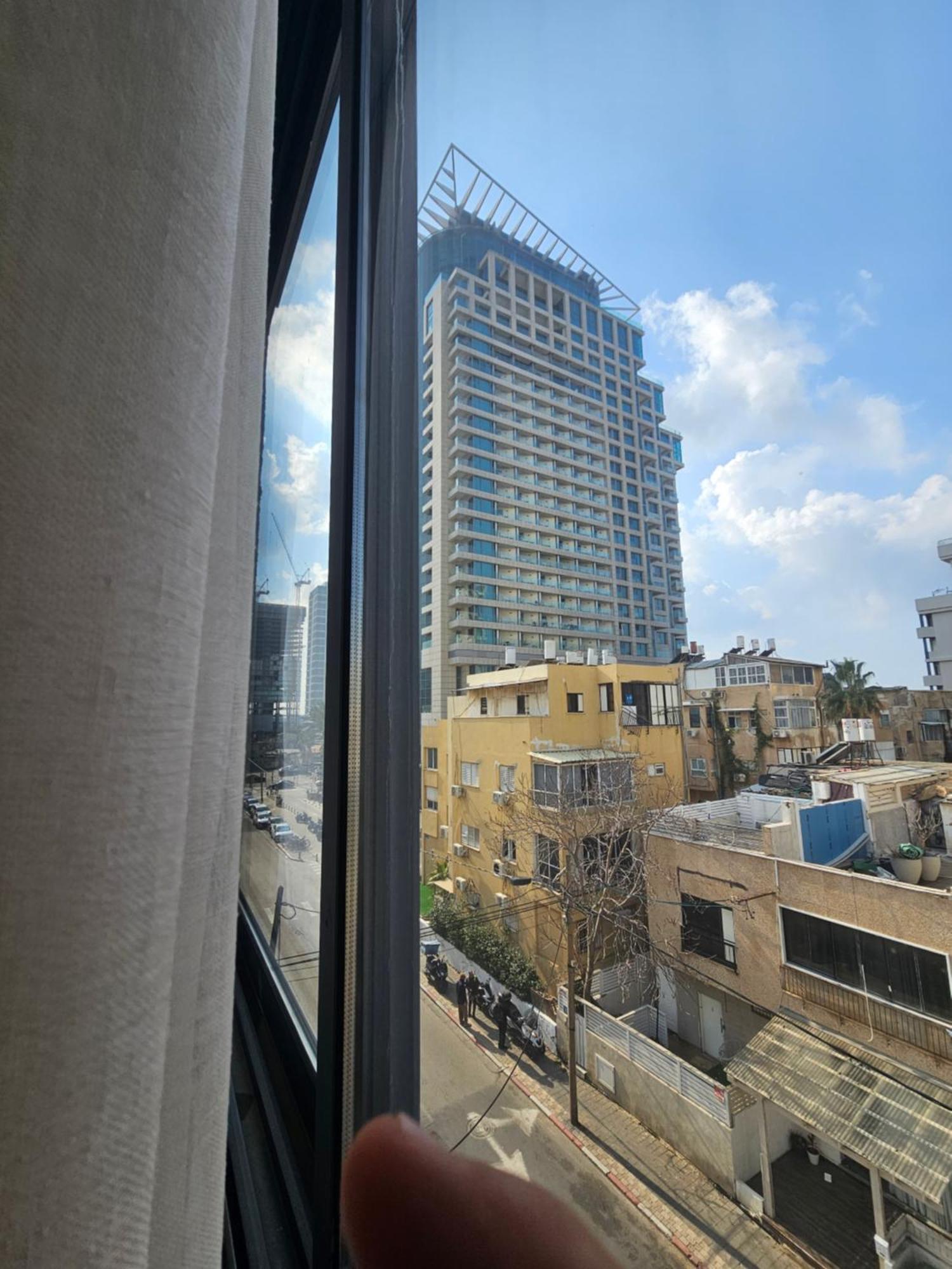 Hayarkon 24 Beach Apartment Tlv Tel Aviv Exteriör bild